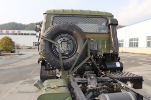 Dongfeng Four wheel drive EQ2070 off-road Vehicle Chassis