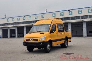 Four wheel drive Off-road engineering rescue vehicle