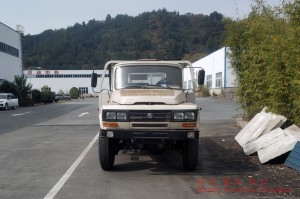 Dongfeng EQ1093 Long-head Flatbed Transporter