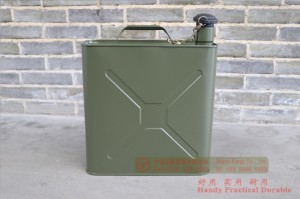 Dongfeng EQ2082 Six Drive Off-roa Truck Oil Drum