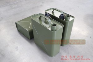 Dongfeng EQ2082 Six Drive Off-roa Truck Oil Drum