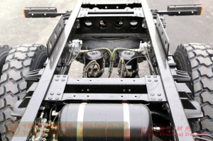 Dongfeng 4WD Pointed off-road special chassis–4*4 Dongfeng 240hp off-road chassis modification–Dongfeng off-road truck chassis export manufacturers