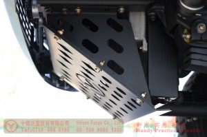 Dongfeng 210 HP Off-road Truck–Dongfeng Flathead 4*2 Dump Truck–Off-road Truck Export Manufacturer
