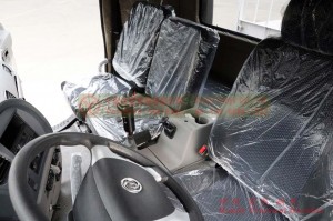 Dongfeng 6*6 260-33 Yuchai Engine Off-road Transportation Truck