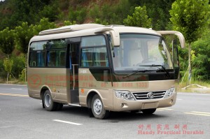 Dongfeng 19 ဆံ့ နိုင်ငံဖြတ်ဘတ်စ်- တင်ပို့ရန်အတွက် လုပ်ငန်းသုံး မြို့ပြနှင့် ကျေးလက်အလတ်စား ဘတ်စ်ကားများ- Dongfeng 4*2 19 ဆံ့ ဘတ်စ်ကားများ