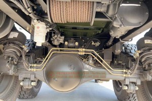 Dongfeng EQ2102N Six Drive Off-road Truck