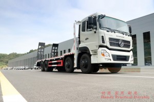 Dongfeng 8X4 Platform Vehicle