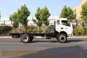 Dongfeng 4*2 special truck chassis–170 HP off-road truck chassis–Dongfeng sewage truck conversion special chassis