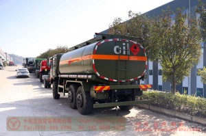 Dongfeng six-wheel drive cross-country tanker–Dongfeng six-wheel drive EQ2102 double row cross-country fuel truck–Dongfeng 6×6 classic tanker fuel truck