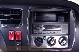 รถบรรทุกออฟโรด Dongfeng 210 แรงม้าพร้อมผ้าใบกันน้ำ – รถบรรทุกกึ่งรถแท็กซี่ Dongfeng – ผู้ผลิตส่งออกรถบรรทุกนอกถนน Dongfeng