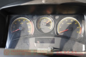 Flathead one and a half row 240 hp Dump Truck–Dongfeng 4*4 rear single tire off-road Truck–Twin-axle off-road truck conversion manufacturers