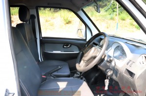Dongfeng EQ6400LF13 Business Bus For 7 Seats
