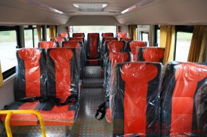 Dongfeng bus with bumper bar–Dongfeng 4*4 bus–190 hp city commuter bus–Dongfeng 21-seat bus