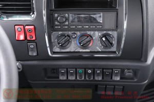 15 square volume green sprinkler truck – Dongfeng 4*2 sprinkler truck – 200 hp water tanker truck production and export manufacturers