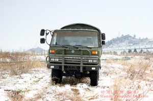 Dongfeng EQ2070 Four Drive Off-road Truck