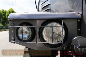 Dongfeng long head double-glass diesel truck chassis –EQ240 four-ton civilian off-road truck chassis–EQ2082 pointed Y25 off-road troop-carrying vehicle chassis