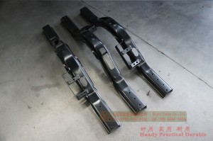 Dongfeng Six Drive EQ2100 Off-road Truck Engine Front Suspension Beam