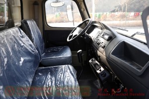 Flathead one and a half row 240 hp Truck–Dongfeng 4*4 rear ຢາງດຽວ off-road Truck–Twin-axle off-road ຜູ້ຜະລິດແປງ