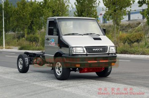All-wheel drive lightweight extended long header caravan chassis – Iveco 4*4 off-road conversion – Multi-functional 4WD short header trucks for export