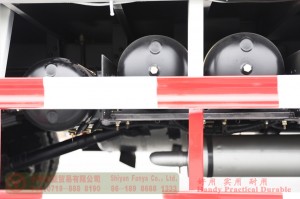 4*2 warehouse truck–Dongfeng 210 HP truck–Dongfeng off-road truck export manufacturer