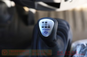Dongfeng 4*2 special truck chassis–170 HP off-road truck chassis–Dongfeng sewage truck conversion special chassis
