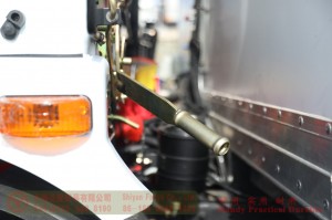 Dongfeng 4WD Refrigerated Truck –15-party Aquatic Products Transportation Truck–4WD Fresh Trucks for Export