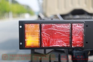 Dongfeng longhead diesel truck chassis –EQ240 four-ton civilian off-road truck chassis–EQ2082 pointed Y25 off-road troop-carrying vehicle chassis