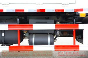 Dongfeng 210 HP Box-Type Transport Truck—4×2 Cargo Truck—Dump Truck Manufacturer and Exporter