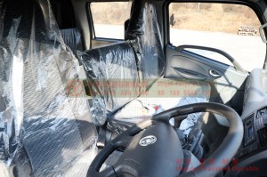 Dongfeng Right- Handdrive Four Drive Light-duty Off-road Truck