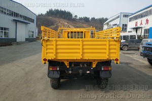 Dongfeng Six drive classic EQ2082 off-road Troop Crawler