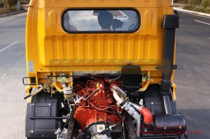 Dongfeng 4*2 light truck tip off-road chassis customization–Lift truck chassis–Dongfeng small micro truck chassis modification