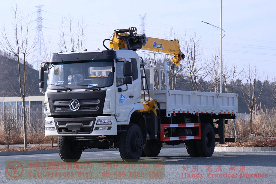 4×4 Dongfeng Truck Lifting Truck–Dongfeng 6.5T Truck Lifting Truck–Xugong 6.5T Four-section Boom Crane Featured Image