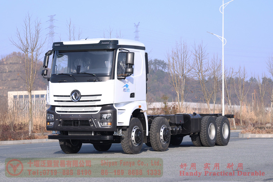 Dongfeng 8*4 flatbed truck chassis–Dongfeng 10 meters flatbed truck chassis–30 tons of special truck chassis conversion
