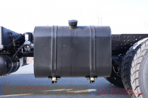 Dongfeng 8*4 flatbed truck chassis–Dongfeng 10 meters flatbed truck chassis–30 tons of special truck chassis conversion