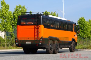 Dongfeng bus with bumper bar–Dongfeng 6*6 bus–210 hp city commuter bus–Dongfeng 21-seat bus