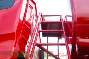 Dongfeng 4*2 Fire Truck—10m³ Fire Truck Exports—Fire Truck Modification and Manufacturing Company