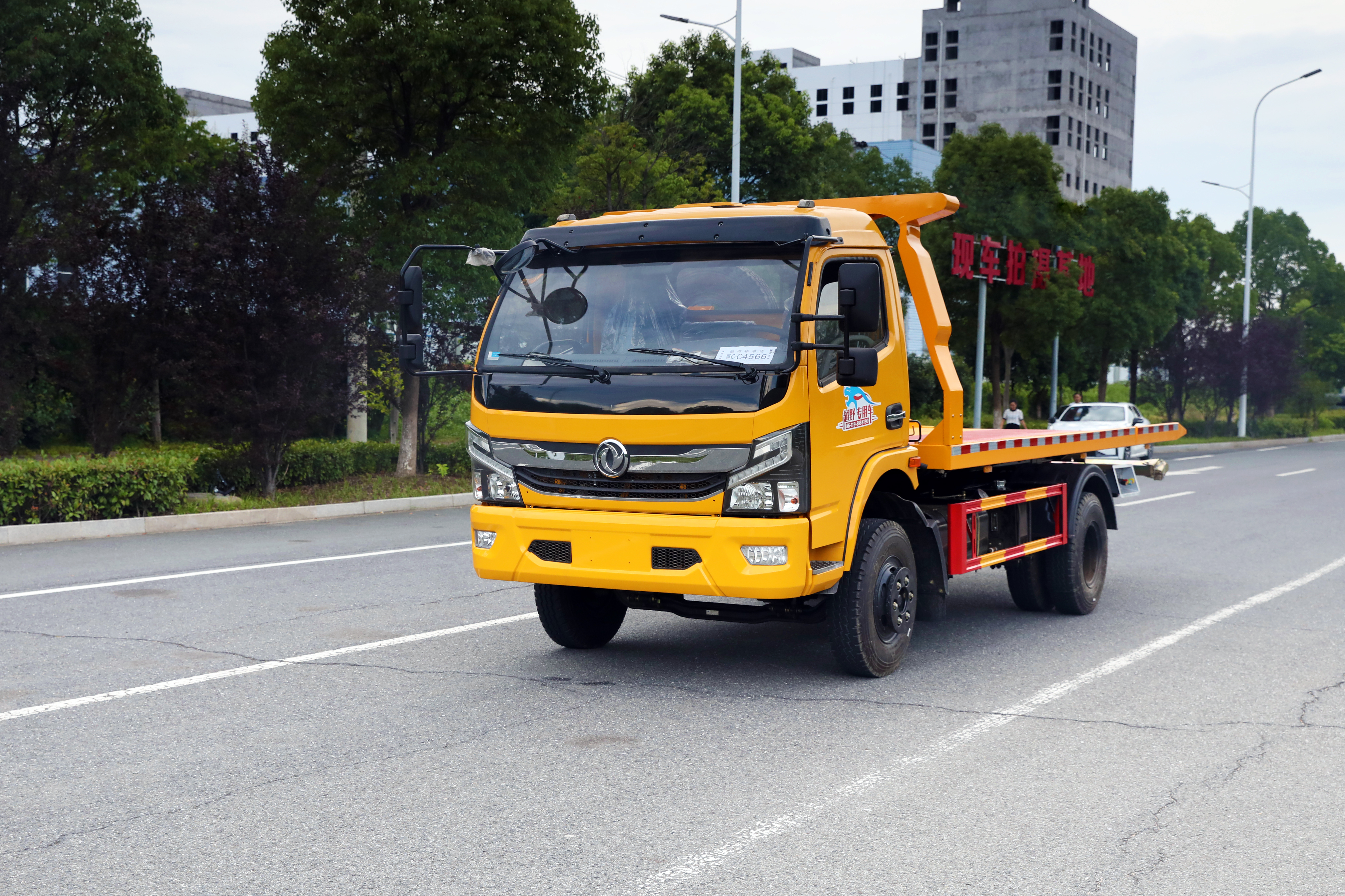 东风140马力清障车-东风4×2公路救援清障车