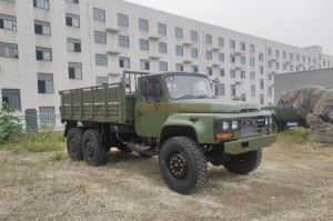 Dongfeng EQ2100 Six wheel drive flat head off-road truck