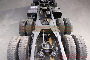 Dongfeng 8*4 flatbed truck chassis–Dongfeng Hercules 10 meters flatbed truck chassis–30 tons of special truck chassis conversion