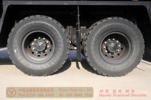 Dongfeng 10 cubic meters tanker–6*4 tanker type transportation truck–Dongfeng cross-country tanker truck exports