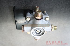 Dongfeng EQ2100 Six Drive Off-road Truck Relay Valve