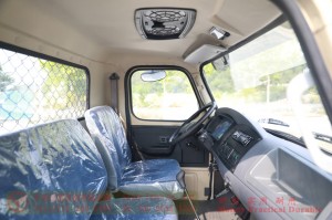 Dongfeng longhead diesel truck chassis –EQ240 four-ton civilian off-road truck chassis–EQ2082 pointed Y25 off-road troop-carrying vehicle chassis