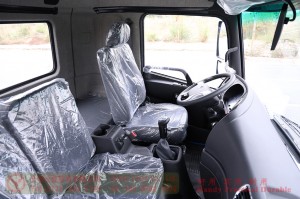 Dongfeng 200hp sprinkler chassis–Dongfeng Flathead 4*2 Chassis–Off-road Truck Export Manufacturer