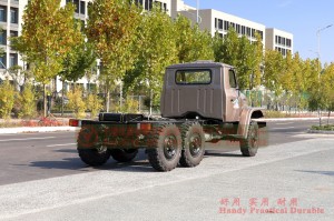 Dongfeng အရှည်နှစ်ထပ်မှန်နှစ်ထပ်ဒီဇယ်ထရပ်ကားကိုယ်ထည်-EQ240 လေးတန်အရပ်သားလမ်းကြမ်းထရပ်ကားကိုယ်ထည်-EQ2082 ညွှန်ပြထားသော Y25 လမ်းကြမ်းတပ်သားများတင်ဆောင်သည့်ယာဉ်ကိုယ်ထည်