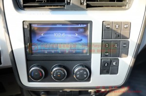 Dongfeng 6*6 EQ2140B Six Drive 6WD Off-road Flat Head ຫນຶ່ງແລະເຄິ່ງແຖວ
