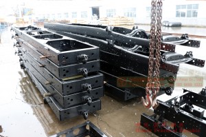 Dongfeng EQ2082 Six Drive Off-road Truck Frame