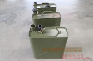 Dongfeng EQ2082 Six Drive Off-roa Truck Oil Drum