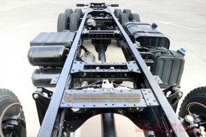 Dongfeng 8×4 ລົດບັນທຸກນອກເສັ້ນທາງ