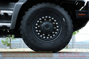 Four-Wheel-Drive Multi-Purpose Transport Vehicle — Off-Road Specialized Modular Cabin Vehicle — Mobile Modular Cabin Vehicle