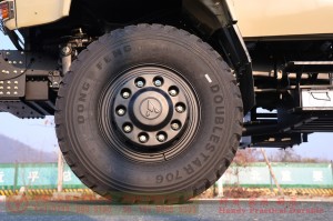 Dongfeng longhead diesel truck chassis –Dongfeng 260hp civilian off-road truck chassis–off-road troop-carrying vehicle chassis export